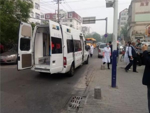 突發(fā)！青島一居民樓發(fā)生爆燃！已造1人死亡，7人受傷！3公里外有震感…